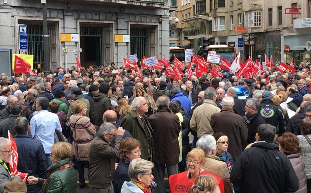 pensionistas-2-kayc-u501118126993yjh-624x385diario-montanes